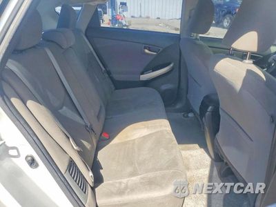 Zdjęcie 10 z 13 samochodu: 2015 TOYOTA PRIUS TWO VIN:JTDKN3DU4F0436920 - miniatura