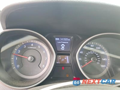 Zdjęcie 9 z 12 samochodu: 2016 HYUNDAI ELANTRA GT BASE VIN:KMHD35LH5GU323434 - miniatura
