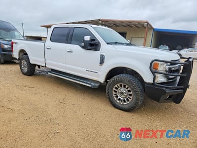 Czwarte zdjęcie samochodu z boku: 2022 FORD F250 SUPER DUTY VIN:1FT8W2BT9NEE93322 - miniatura