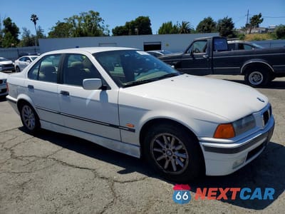 Czwarte zdjęcie samochodu z boku: 1998 BMW 328 I AUTOMATIC VIN:WBACD432XWAV65748 - miniatura