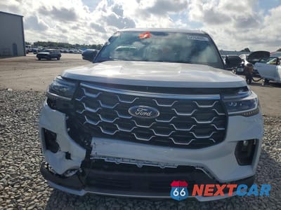 Piąte zdjęcie samochodu w środku: 2025 FORD EXPLORER PLATINUM VIN:1FMWK7HCXSGC71861 - miniatura