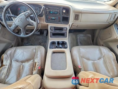 Zdjęcie 8 z 12 samochodu: 2004 CHEVROLET SILVERADO K2500 VIN:1GCGK23UX4F104727 - miniatura