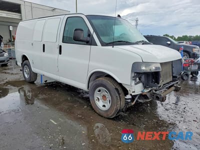 Czwarte zdjęcie samochodu z boku: 2021 GMC SAVANA 2500 CARGO DELIVERY VAN VIN:1GTW7AF73M1260988 - miniatura
