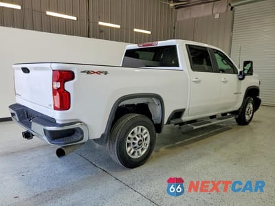 Trzecie zdjęcie samochodu z tyłu: 2026 CHEVROLET SILVERADO K2500 HEAVY DUTY LT VIN:2GC1KNEY5T1144825 - miniatura