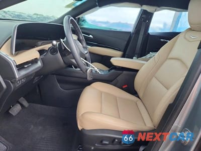 Zdjęcie 7 z 12 samochodu: 2024 CADILLAC XT4 LUXURY VIN:1GYAZAR48RF182380 - miniatura