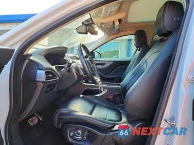 Zdjęcie 7 z 13 samochodu: 2020 JAGUAR F-PACE CHECKERED FLAG VIN:SADCP2FX5LA651071 - miniatura