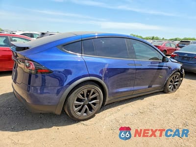 Trzecie zdjęcie samochodu z tyłu: 2024 TESLA MODEL X VIN:7SAXCAE53RF442126 - miniatura