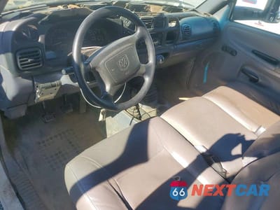Zdjęcie 8 z 12 samochodu: 2001 DODGE RAM 3500 VIN:3B6MF36661M561335 - miniatura