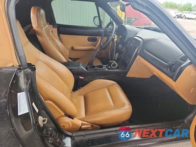 Zdjęcie 10 z 12 samochodu: 1996 MAZDA MX-5 MIATA VIN:JM1NA3539T0717945 - miniatura