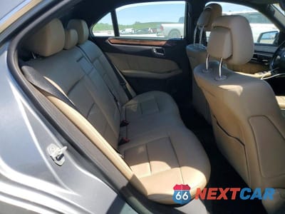 Zdjęcie 10 z 12 samochodu: 2011 MERCEDES-BENZ E 350 BLUETEC VIN:WDDHF2EBXBA451057 - miniatura