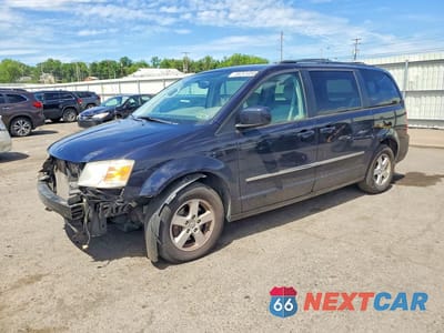 2010 DODGE GRAND CARAVAN SXT 2D4RN5D13AR273131 - główne zdjęcie licytacji z USA - miniatura