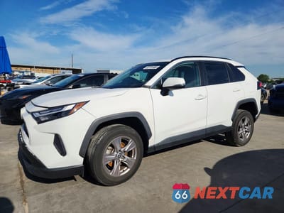2022 TOYOTA RAV4 XLE 2T3W1RFV4NW194467 - główne zdjęcie licytacji z USA - miniatura