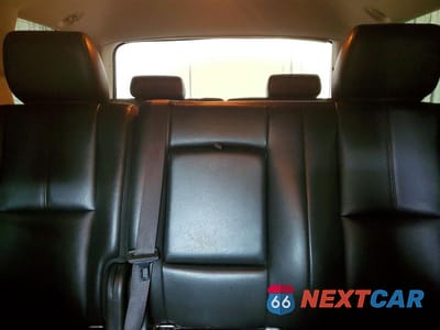 Zdjęcie 10 z 13 samochodu: 2013 CHEVROLET TAHOE K1500 LT VIN:1GNSKBE09DR240549 - miniatura