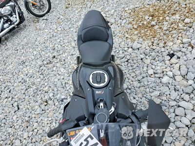 Piąte zdjęcie samochodu w środku: 2025 KAWASAKI EX650 R VIN:ML5EXER11SDAG0786 - miniatura