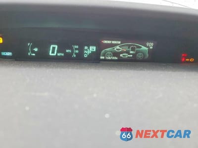 Zdjęcie 9 z 12 samochodu: 2013 TOYOTA PRIUS THREE VIN:JTDKN3DU6D0346987 - miniatura