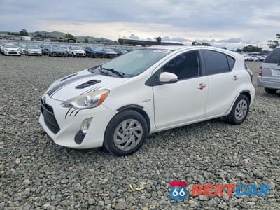 2016 TOYOTA PRIUS C TWO JTDKDTB3XG1121645 - główne zdjęcie licytacji z USA - miniatura