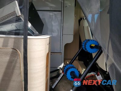 Zdjęcie 6 z 10 samochodu: 2025 RAM PROMASTER 3500 DELIVERY VAN VIN:3C6MRVSG3SE533704 - miniatura