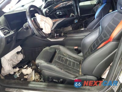 Zdjęcie 7 z 12 samochodu: 2024 BMW M2 VIN:3MF13DM09R8E17906 - miniatura