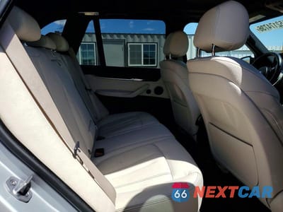 Zdjęcie 10 z 12 samochodu: 2014 BMW X5 SDRIVE35I VIN:5UXKR2C54E0H33792 - miniatura