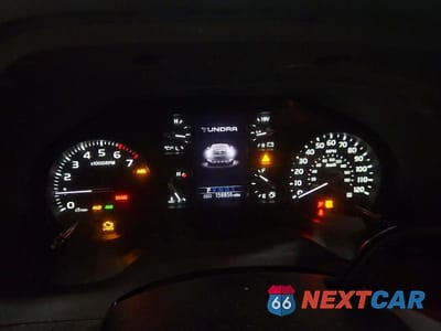 Zdjęcie 9 z 13 samochodu: 2019 TOYOTA TUNDRA SR VIN:5TFUM5F19KX081996 - miniatura