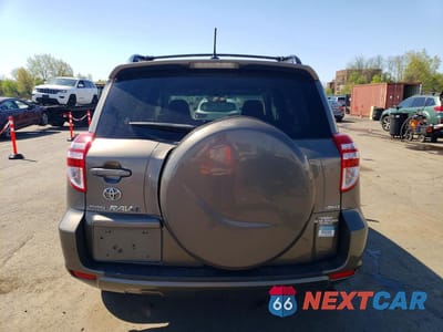 Zdjęcie 6 z 12 samochodu: 2010 TOYOTA RAV4 BASE VIN:JTMBF4DV6AD027511 - miniatura