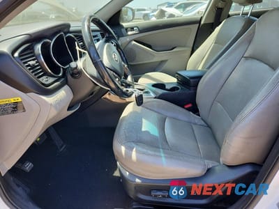 Zdjęcie 7 z 12 samochodu: 2013 KIA OPTIMA EX VIN:5XXGN4A71DG156409 - miniatura