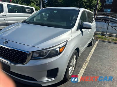 Drugie zdjęcie samochodu z przodu: 2018 KIA SEDONA LX VIN:KNDMB5C19J6383643 - miniatura
