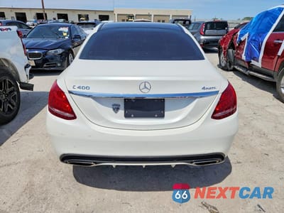 Zdjęcie 6 z 12 samochodu: 2015 MERCEDES-BENZ C 400 4MATIC VIN:55SWF6GB1FU030555 - miniatura