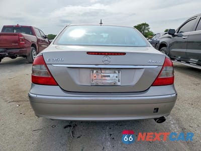Zdjęcie 6 z 12 samochodu: 2007 MERCEDES-BENZ E 350 4MATIC VIN:WDBUF87X67X215285 - miniatura