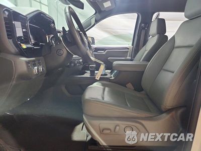 Zdjęcie 7 z 12 samochodu: 2025 GMC SIERRA K1500 SLT VIN:1GTUUDEL8SZ129053 - miniatura