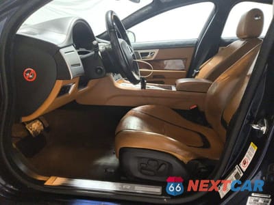 Zdjęcie 7 z 12 samochodu: 2015 JAGUAR XF 3.0 SPORT AWD VIN:SAJWJ0FF6F8U68457 - miniatura