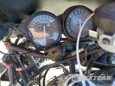 Zdjęcie 7 z 9 samochodu: 2004 YAMAHA YZF600 R VIN:JYA5AHC014A042783 - miniatura