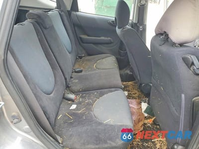 Zdjęcie 10 z 12 samochodu: 2007 HONDA FIT S VIN:JHMGD38657S049981 - miniatura