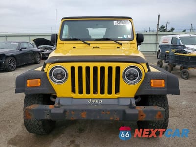Piąte zdjęcie samochodu w środku: 2004 JEEP WRANGLER X VIN:1J4FA39S94P708574 - miniatura