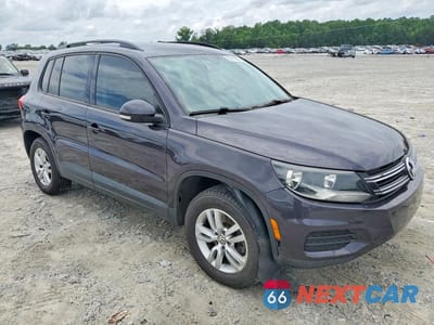 Czwarte zdjęcie samochodu z boku: 2016 VOLKSWAGEN TIGUAN S VIN:WVGAV7AXXGW595386 - miniatura