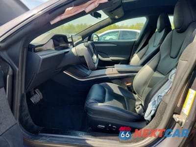 Zdjęcie 7 z 12 samochodu: 2021 TESLA MODEL S VIN:5YJSA1E55MF442103 - miniatura