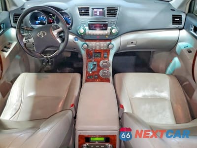 Zdjęcie 8 z 14 samochodu: 2012 TOYOTA HIGHLANDER HYBRID LIMITED VIN:JTEDC3EH3C2007523 - miniatura