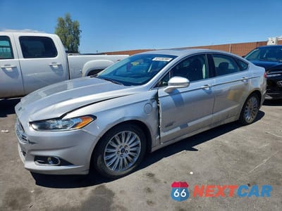 2016 FORD FUSION SE PHEV 3FA6P0PU6GR211704 - główne zdjęcie licytacji z USA - miniatura