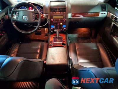 Zdjęcie 8 z 13 samochodu: 2007 VOLKSWAGEN TOUAREG V8 VIN:WVGZB77L17D056537 - miniatura
