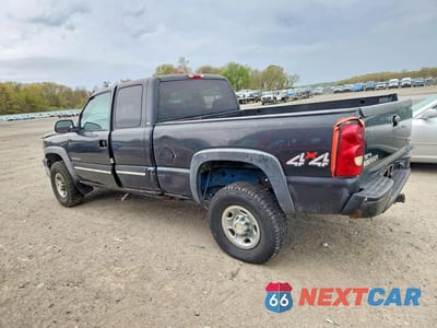 Drugie zdjęcie samochodu z przodu: 2004 CHEVROLET SILVERADO K2500 HEAVY DUTY VIN:1GCHK29U94E355434 - miniatura