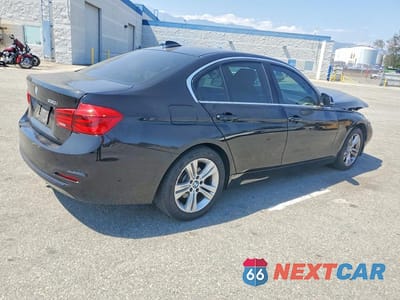 Trzecie zdjęcie samochodu z tyłu: 2017 BMW 330 I VIN:WBA8B9G50HNU09565 - miniatura