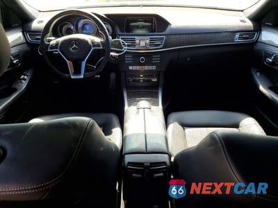 Zdjęcie 8 z 13 samochodu: 2016 MERCEDES-BENZ E 350 VIN:WDDHF5KBXGB262545 - miniatura
