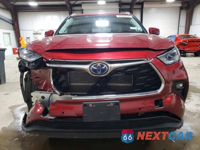 Piąte zdjęcie samochodu w środku: 2023 TOYOTA HIGHLANDER HYBRID LIMITED VIN:5TDXBRCHXPS568620 - miniatura