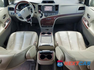 Zdjęcie 8 z 13 samochodu: 2013 TOYOTA SIENNA LIMITED 7-PASSENGER VIN:5TDDK3DC7DS050785 - miniatura