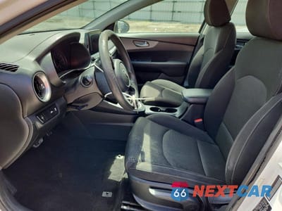 Zdjęcie 7 z 12 samochodu: 2020 KIA FORTE FE VIN:3KPF24AD6LE182800 - miniatura