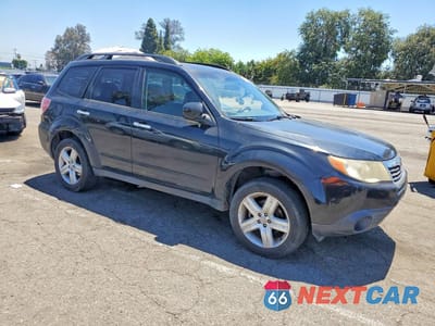 Czwarte zdjęcie samochodu z boku: 2010 SUBARU FORESTER 2.5X PREMIUM VIN:JF2SH6CC8AH738773 - miniatura