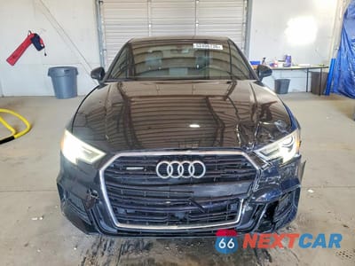 Piąte zdjęcie samochodu w środku: 2017 AUDI A3 PREMIUM PLUS VIN:WAUJ8GFF6H1050583 - miniatura
