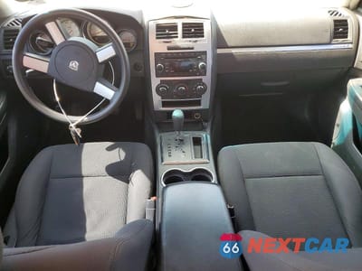 Zdjęcie 8 z 12 samochodu: 2010 DODGE CHARGER SXT VIN:2B3CA3CV3AH184948 - miniatura
