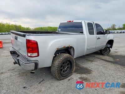 Trzecie zdjęcie samochodu z tyłu: 2011 GMC SIERRA K1500 SLE VIN:1GTR2VE37BZ153068 - miniatura