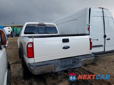 Trzecie zdjęcie samochodu z tyłu: 2010 FORD F350 SUPER DUTY VIN:1FTWW3BR0AEB04045 - miniatura